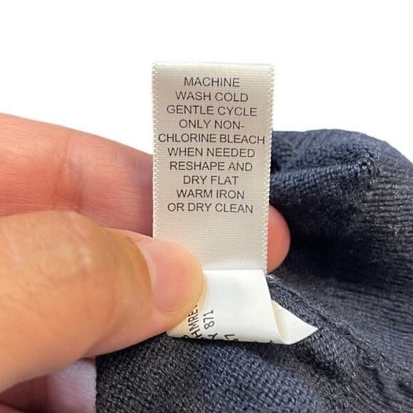 Banana Repbulic Men's Cotton Cashmere V Neck Sweater Size XL True Navy - Picture 5 of 6